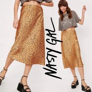 Nasty Gal - Animal Print Midi Skirt
